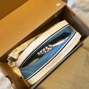 Vans Heritage Blue